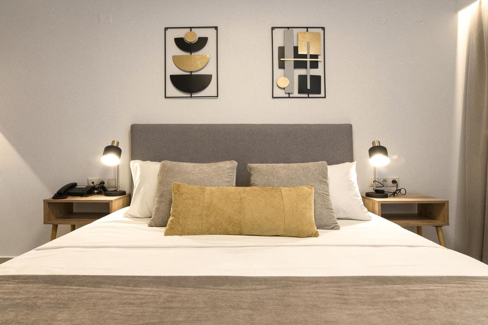 Soho Blue City Hotel Hersonissos  Bagian luar foto