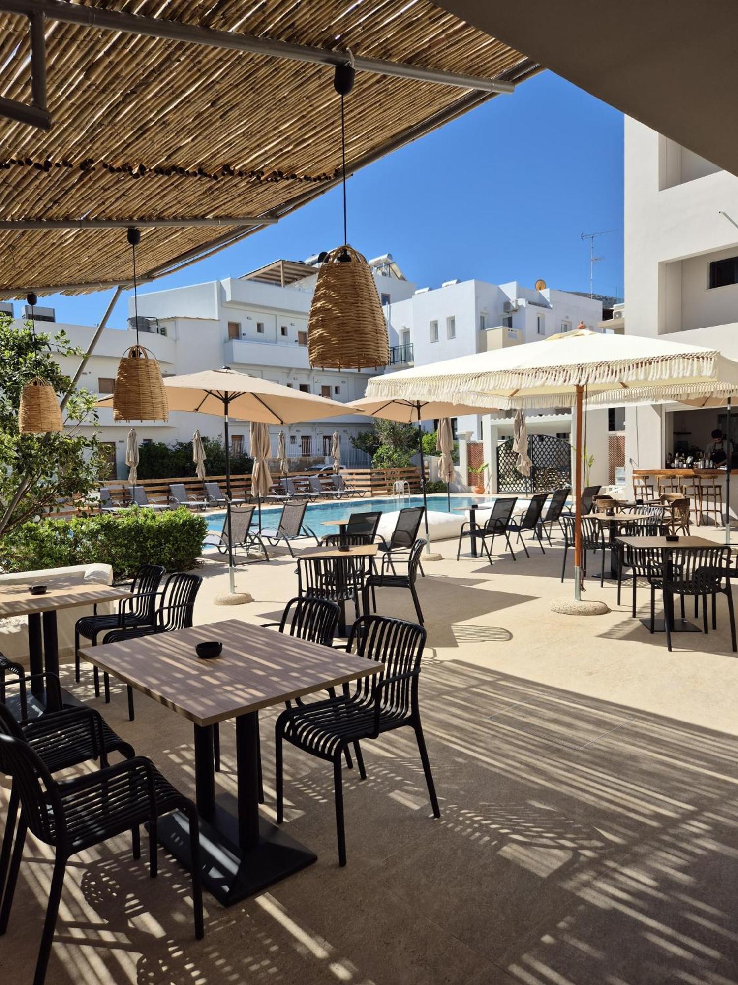 Soho Blue City Hotel Hersonissos  Bagian luar foto